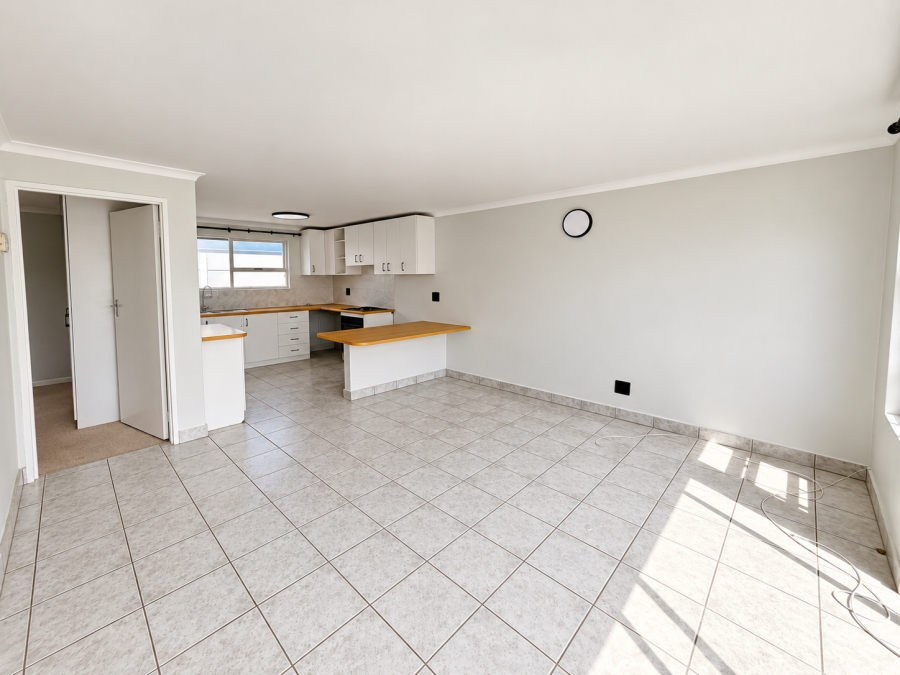 4 Bedroom Property for Sale in Bothasig Western Cape